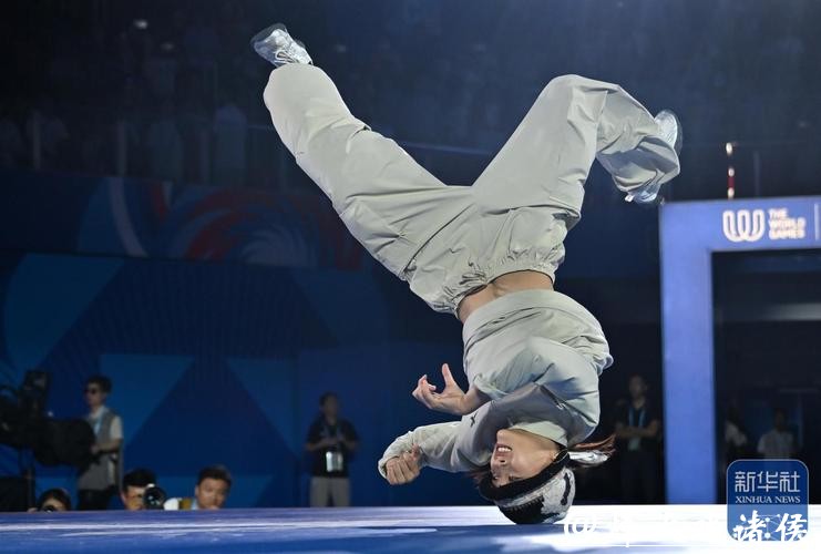 霹雳舞小将郭朴:上场后,我更专注于做好自己 霹雳舞小将郭朴:上场后,我更专注于做好自己