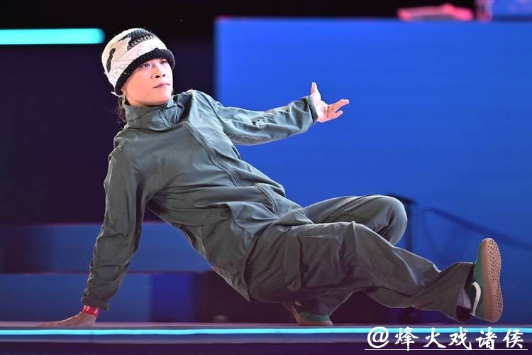 霹雳舞小将郭朴:上场后,我更专注于做好自己 霹雳舞小将郭朴:上场后,我更专注于做好自己